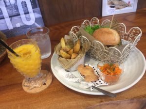 【ひものcafe】霧島市で鯖バーガーを食べてきた
