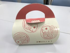 【山形屋鹿児島】新発売の金鯛饅頭は川内山形屋のうまかだいとどう違うか買ってみた。