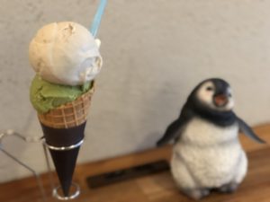九州産の素材が光るアイス屋さんyamashitaがペンギンを推すワケ【鹿児島市新屋敷町】